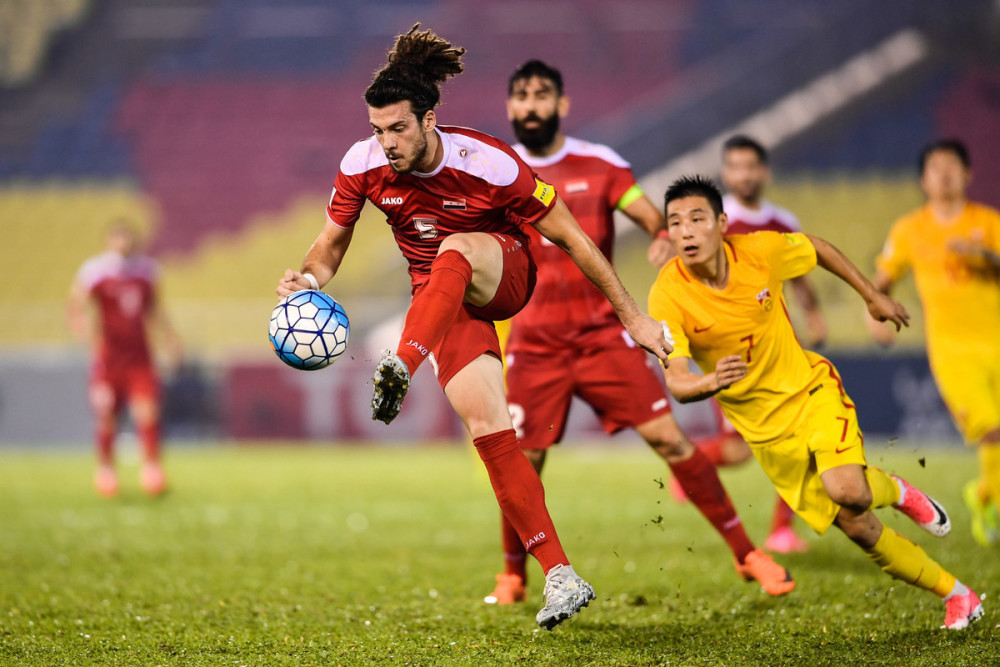 英雄联盟S15赛制-包含赛前新疆广汇调整名单以备中超，内部沟通环节打磨，目标明确，年轻球员得到机会的词条